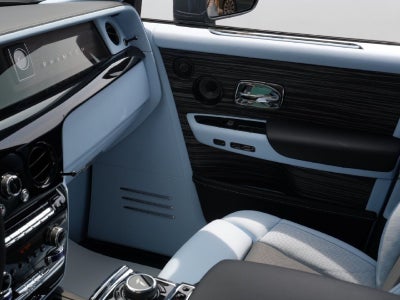 2024 Rolls-Royce Phantom 