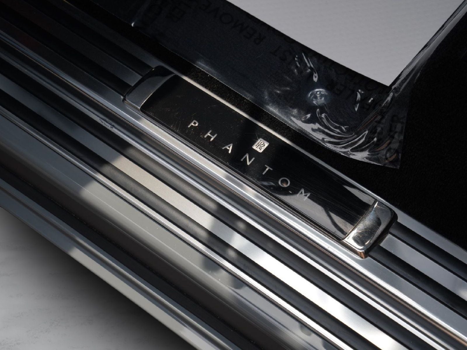 2024 Rolls-Royce Phantom 