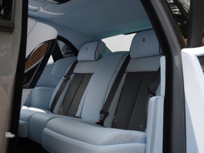 2024 Rolls-Royce Phantom 