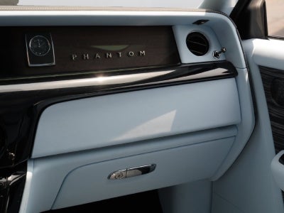 2024 Rolls-Royce Phantom 