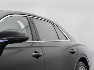 2023 Bentley Flying Spur V8