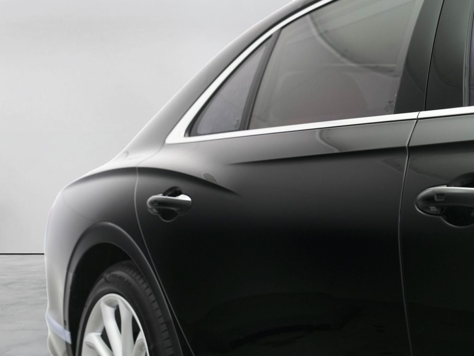 2023 Bentley Flying Spur V8