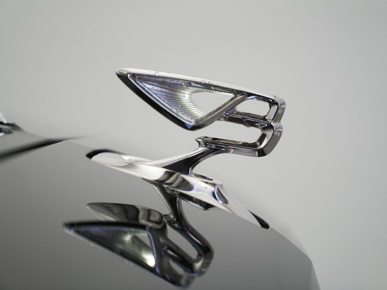 2023 Bentley Flying Spur V8