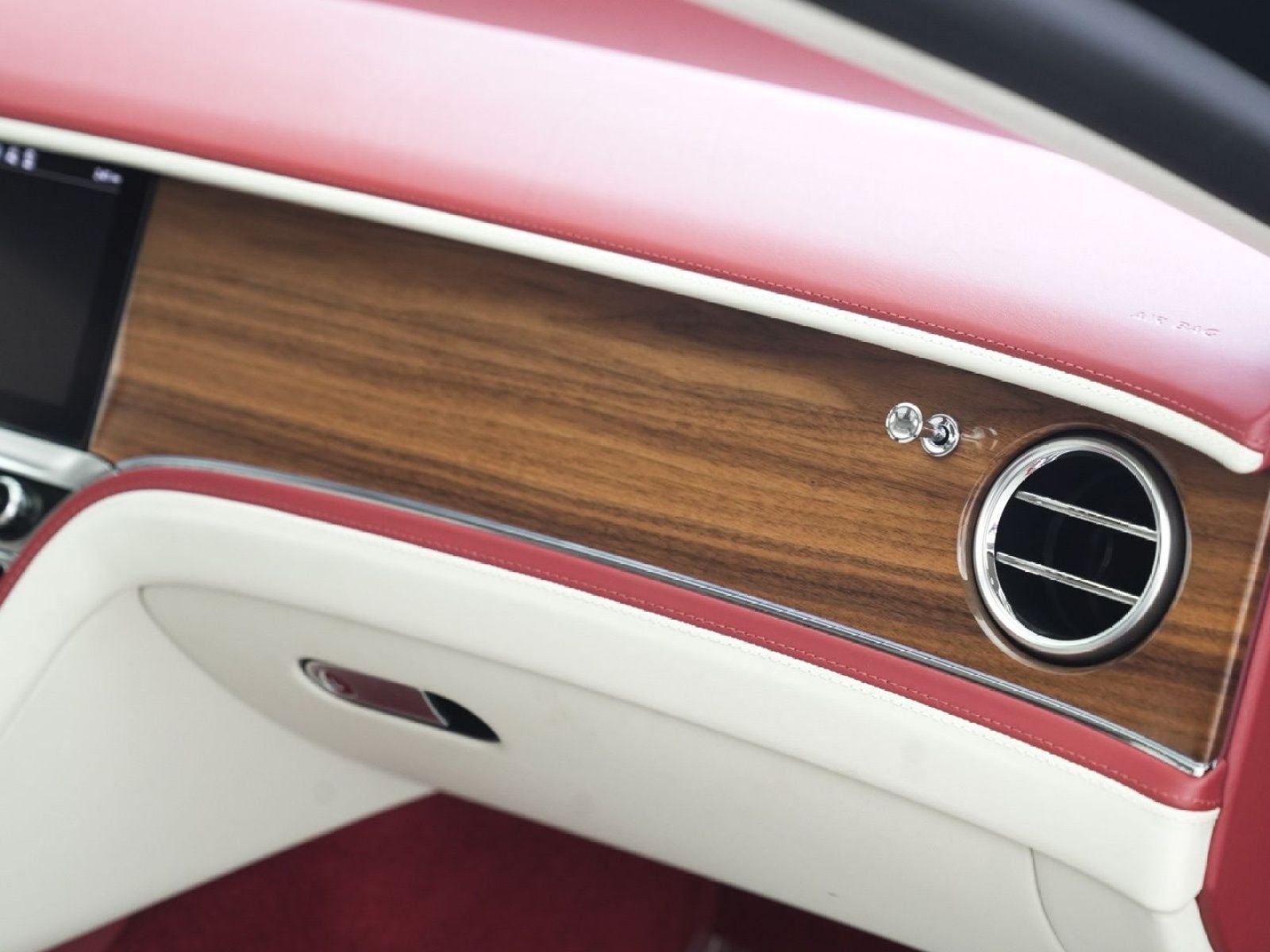 2023 Bentley Flying Spur V8