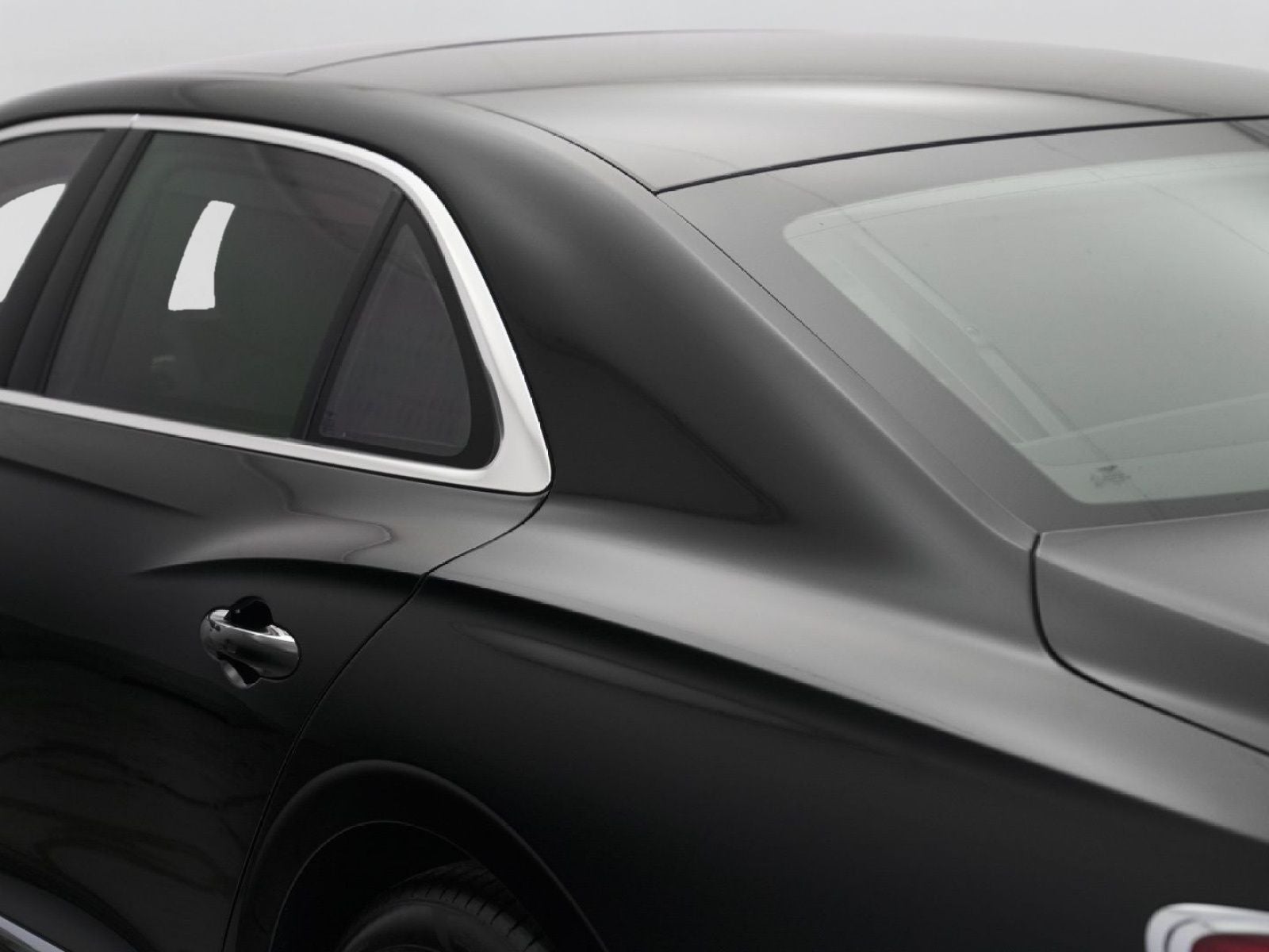 2023 Bentley Flying Spur V8