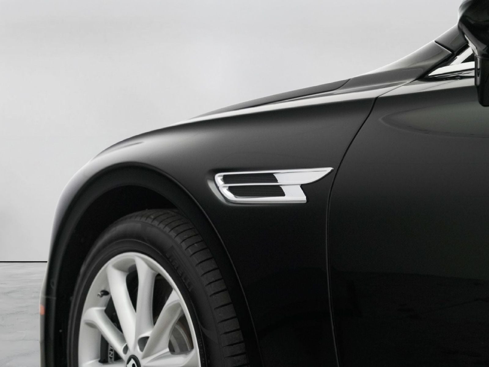 2023 Bentley Flying Spur V8