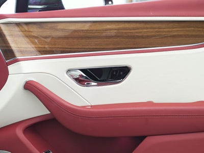 2023 Bentley Flying Spur V8