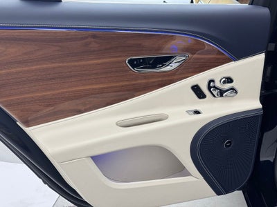 2026 Bentley Flying Spur Azure