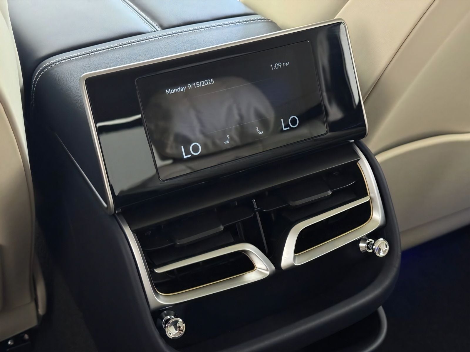 2026 Bentley Flying Spur Azure