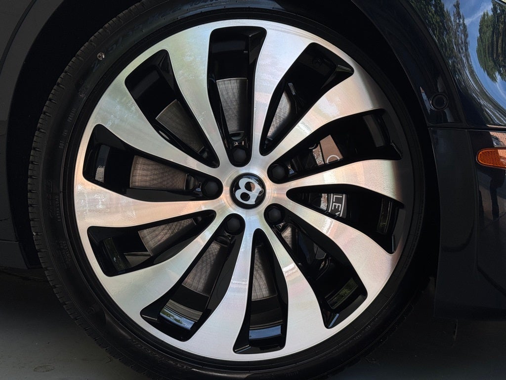 2026 Bentley Flying Spur Azure