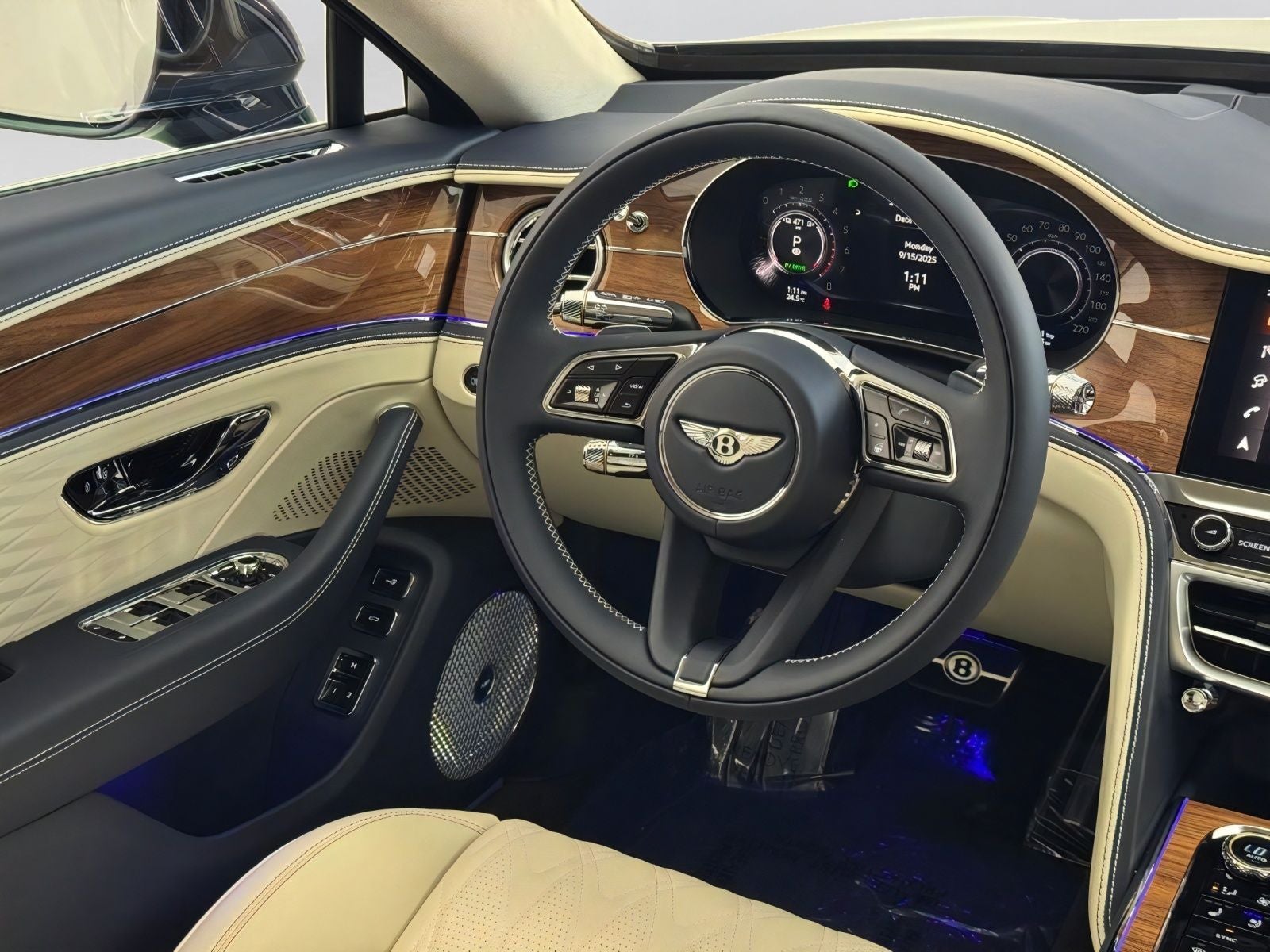 2026 Bentley Flying Spur Azure