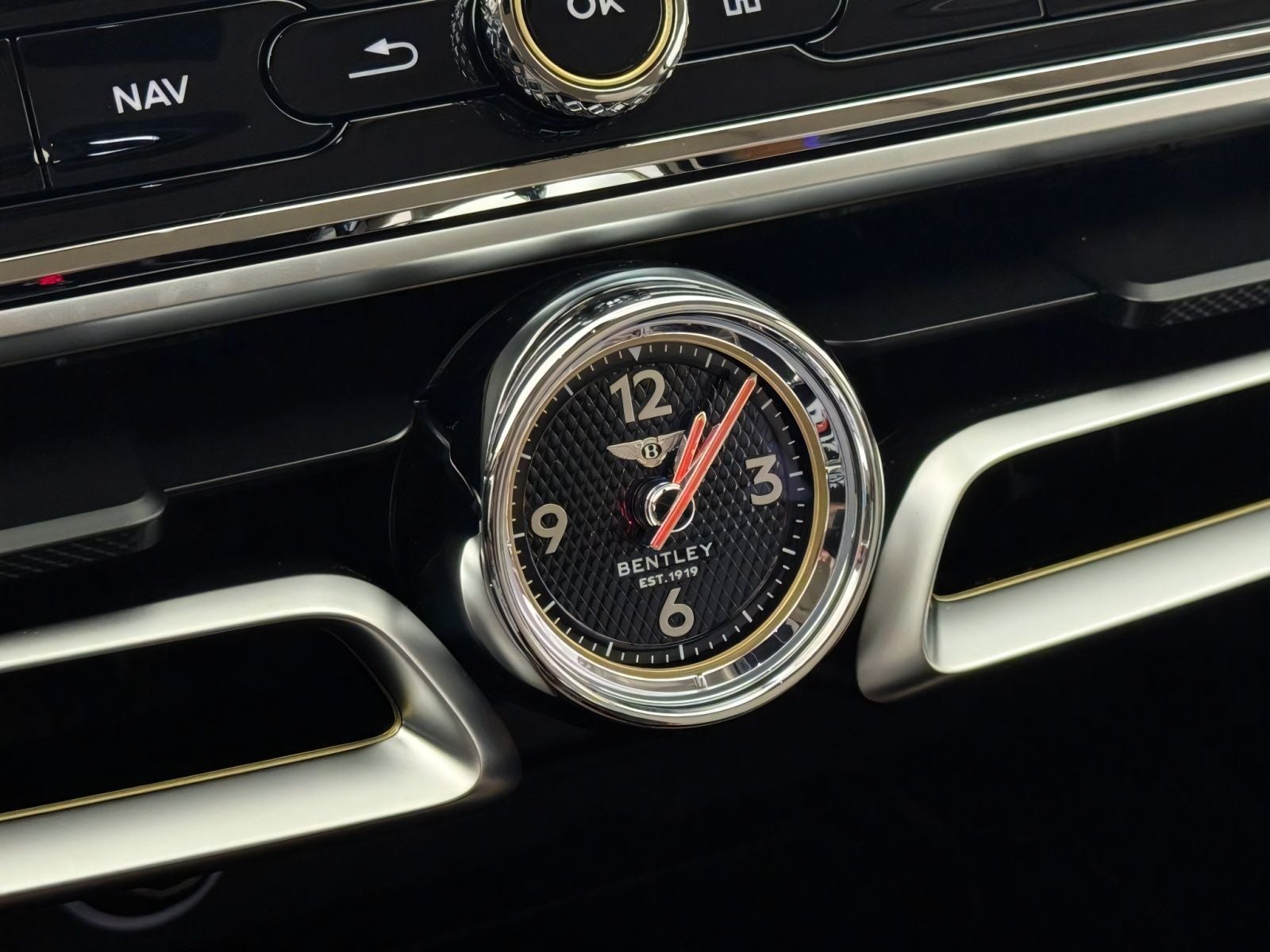 2026 Bentley Flying Spur Azure