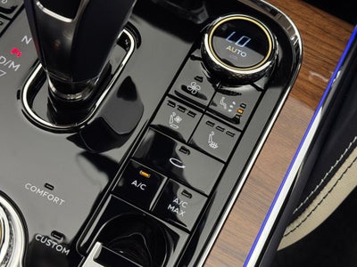 2026 Bentley Flying Spur Azure