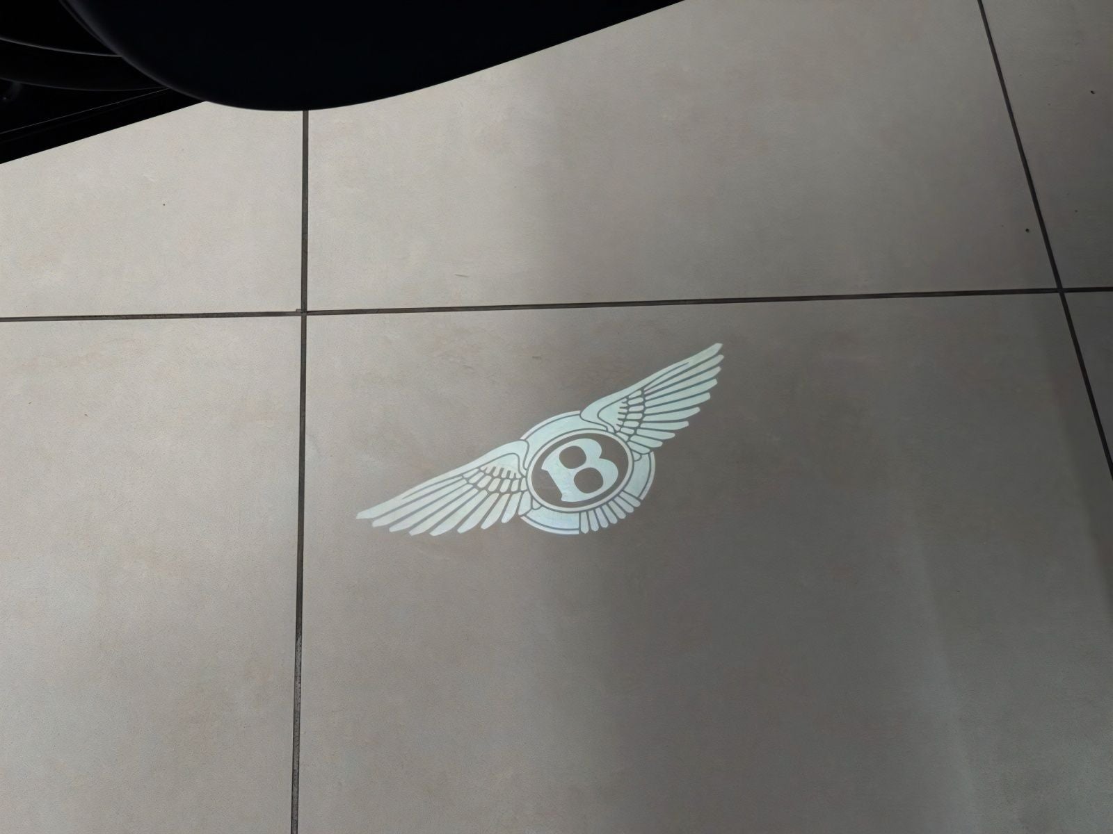2026 Bentley Flying Spur Azure
