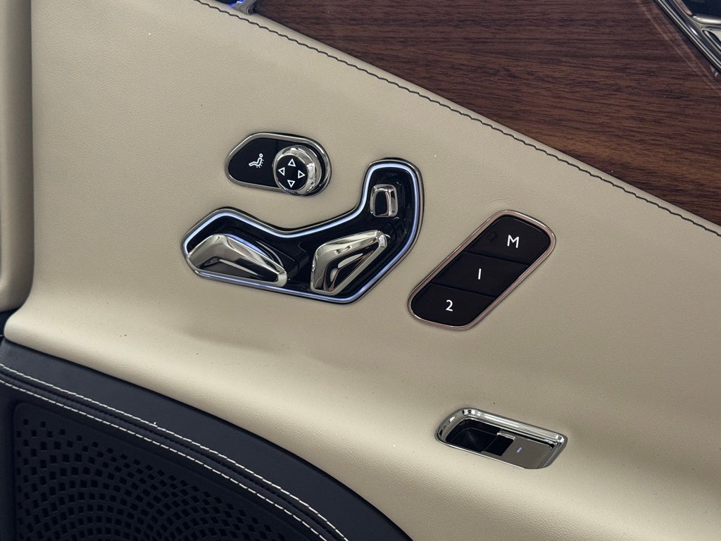 2026 Bentley Flying Spur Azure