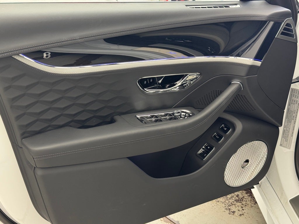 2026 Bentley Flying Spur Mulliner