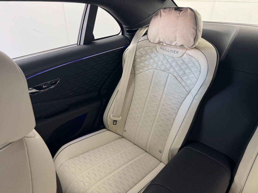 2026 Bentley Flying Spur Mulliner
