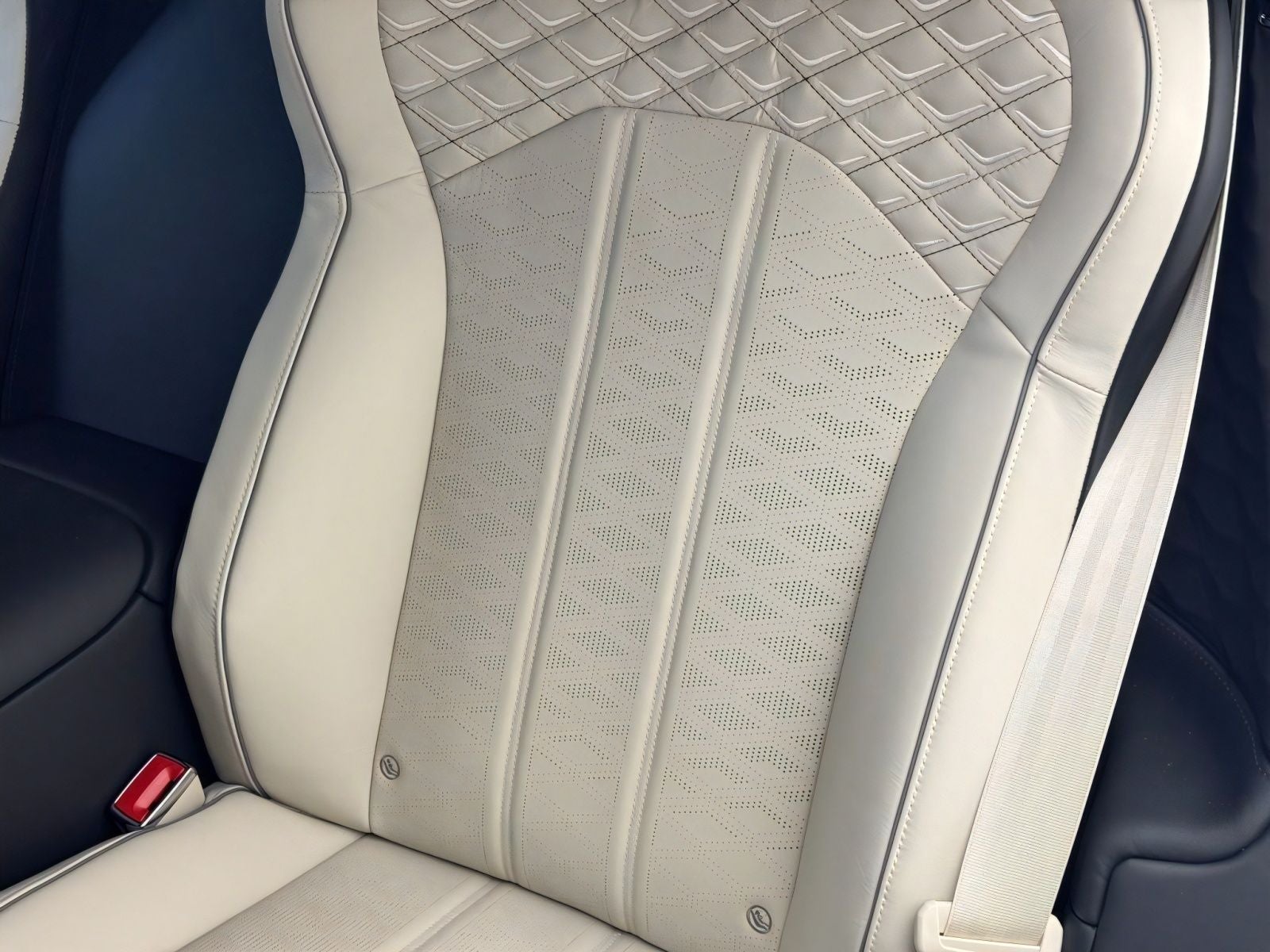 2026 Bentley Flying Spur Mulliner