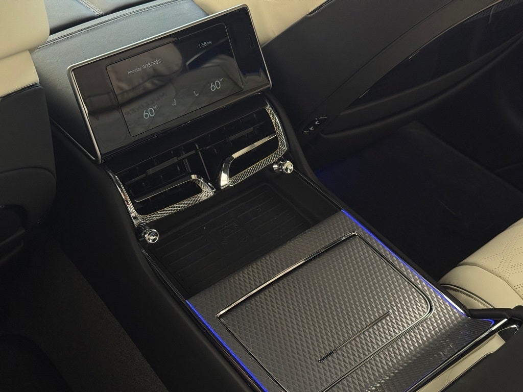 2026 Bentley Flying Spur Mulliner