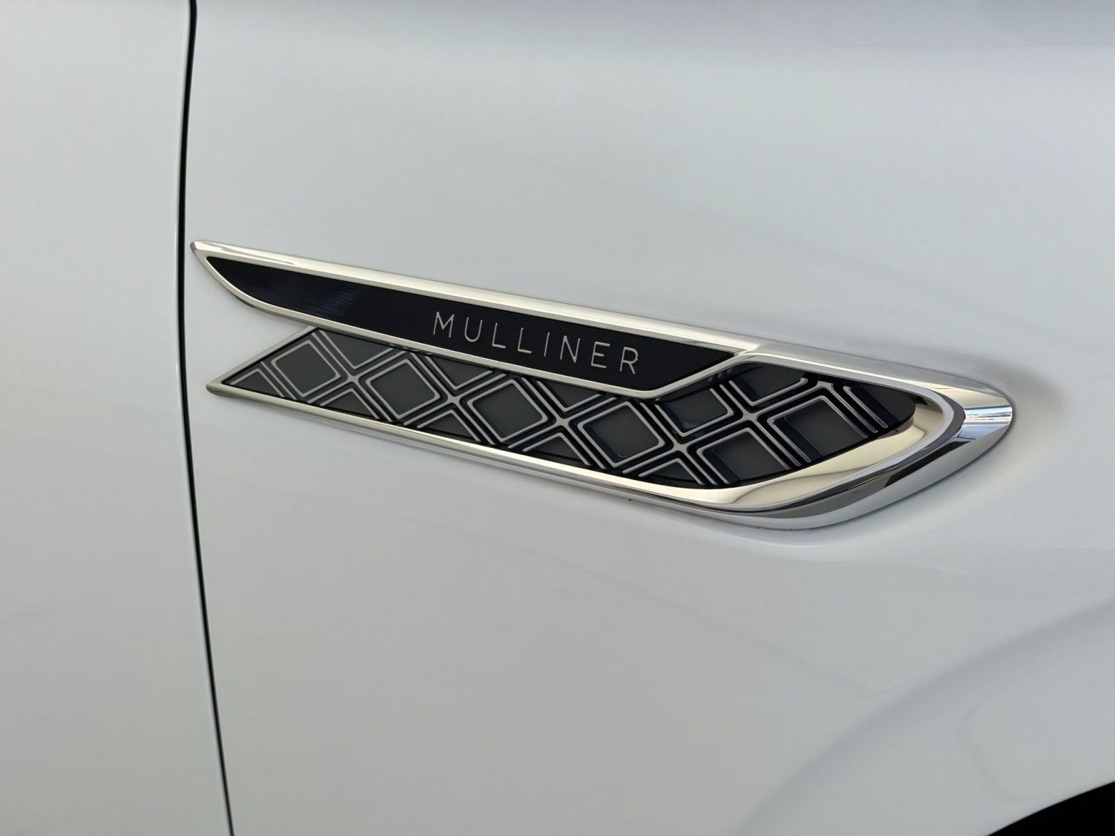 2026 Bentley Flying Spur Mulliner