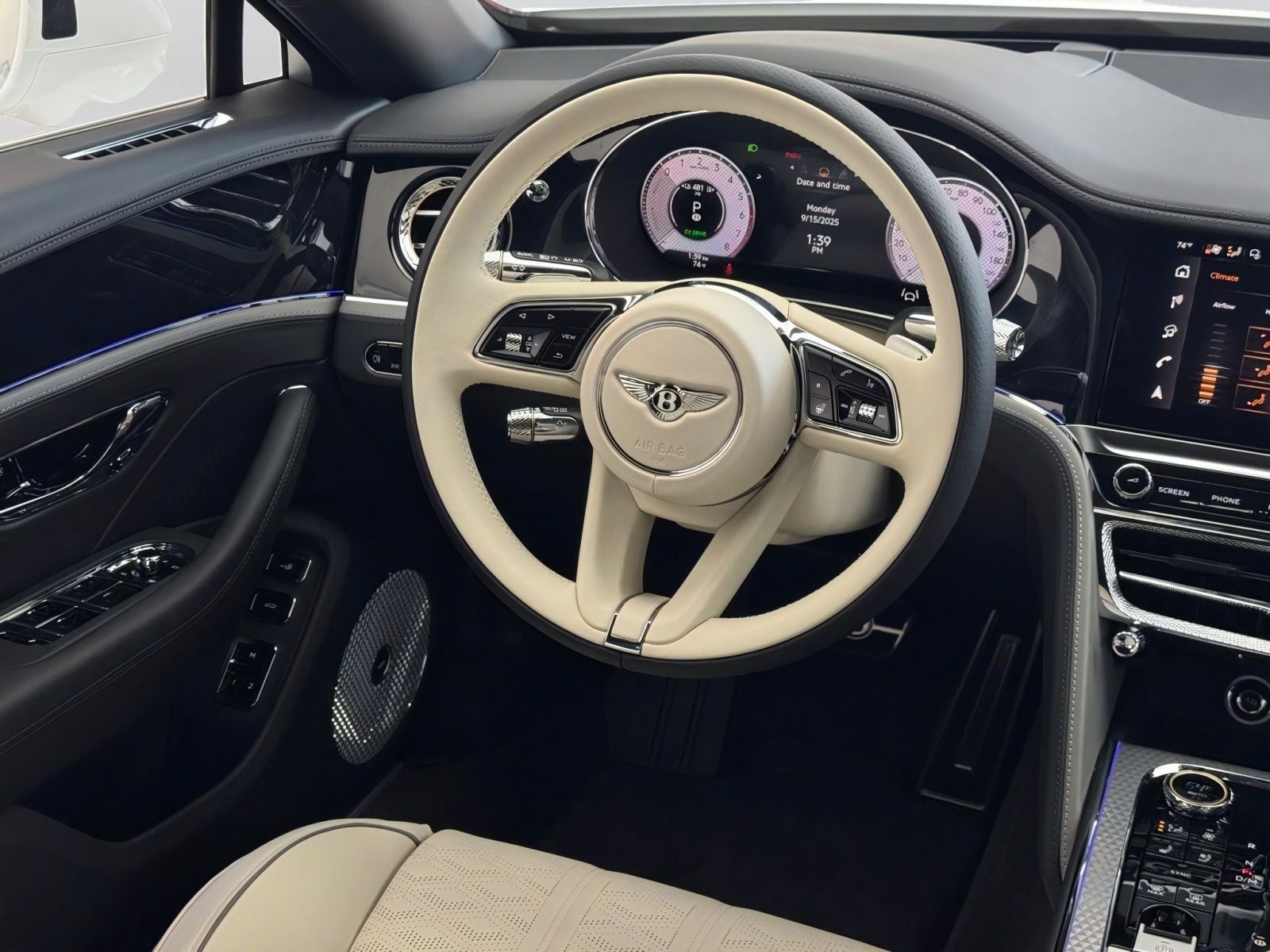 2026 Bentley Flying Spur Mulliner
