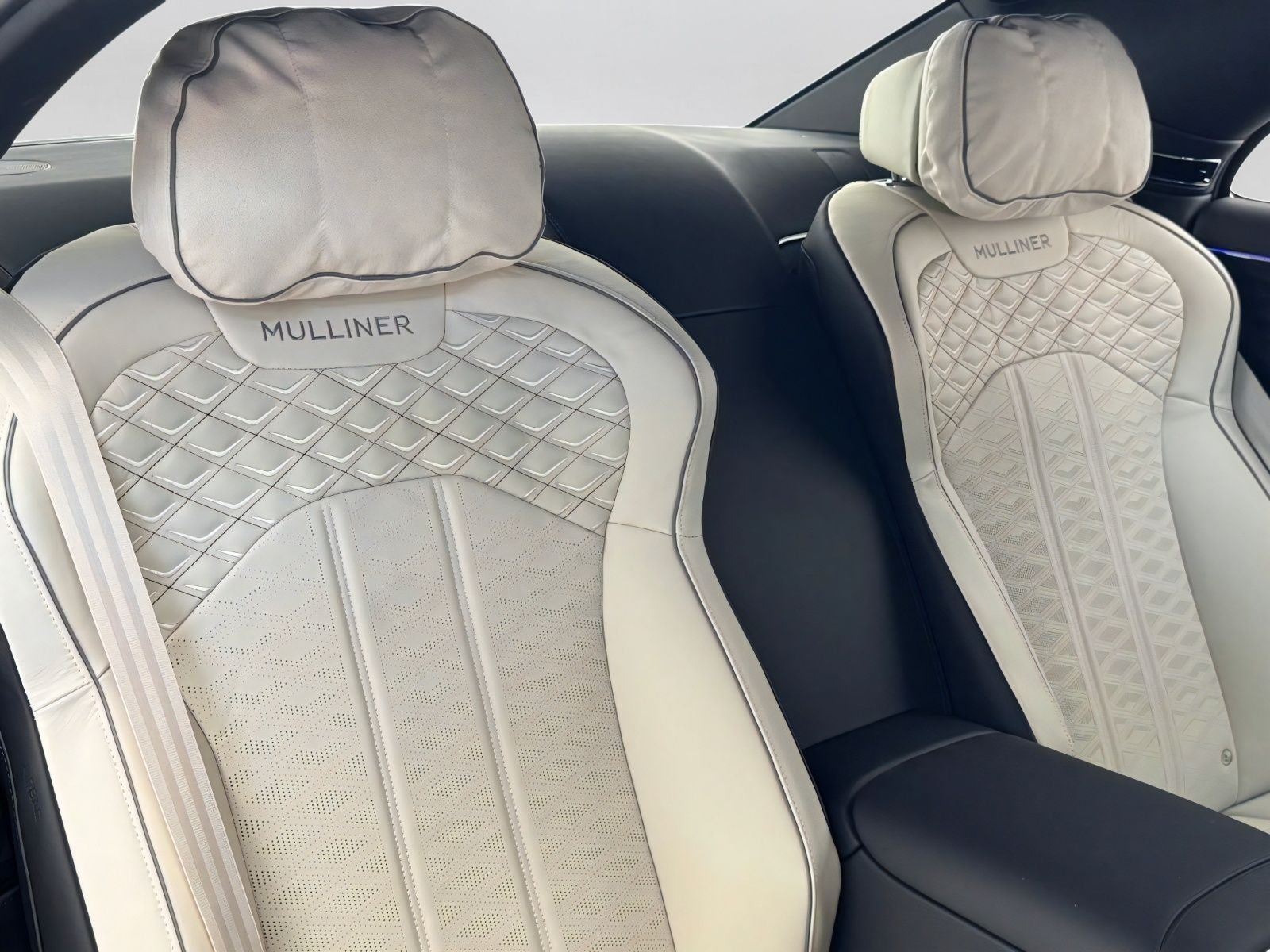 2026 Bentley Flying Spur Mulliner