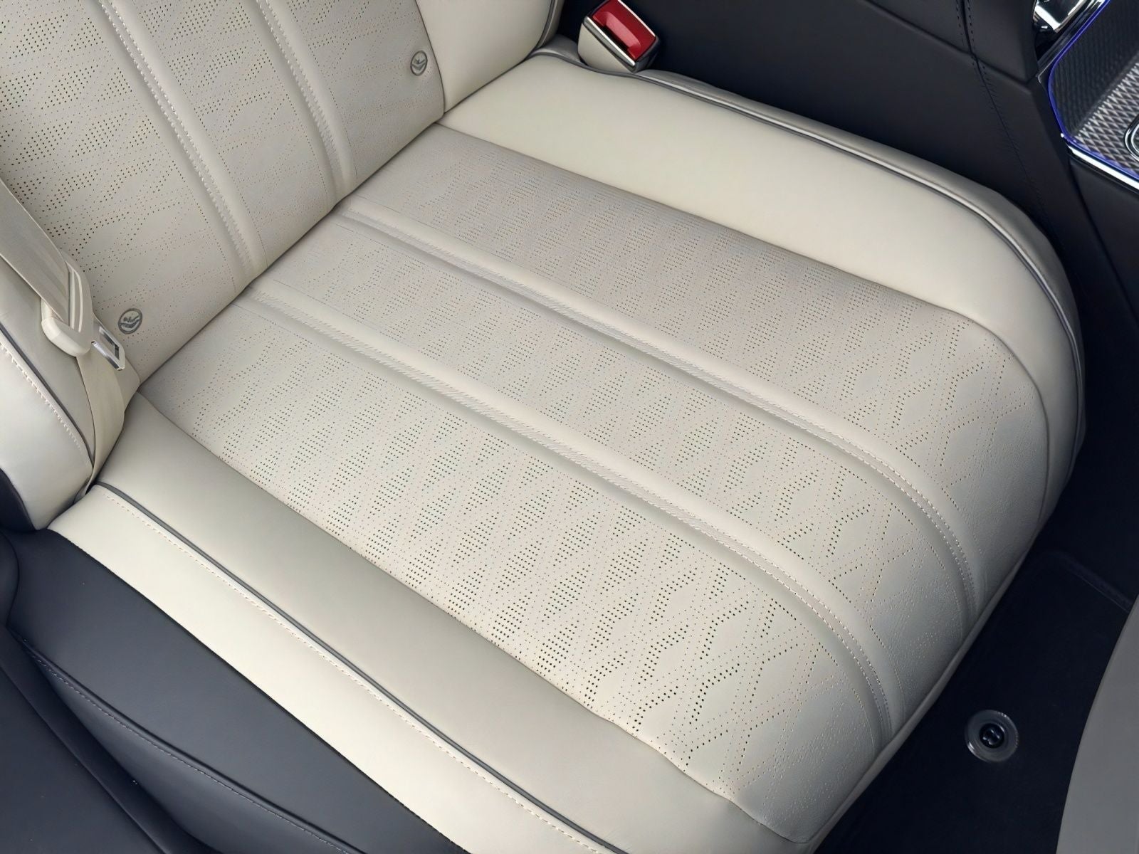 2026 Bentley Flying Spur Mulliner