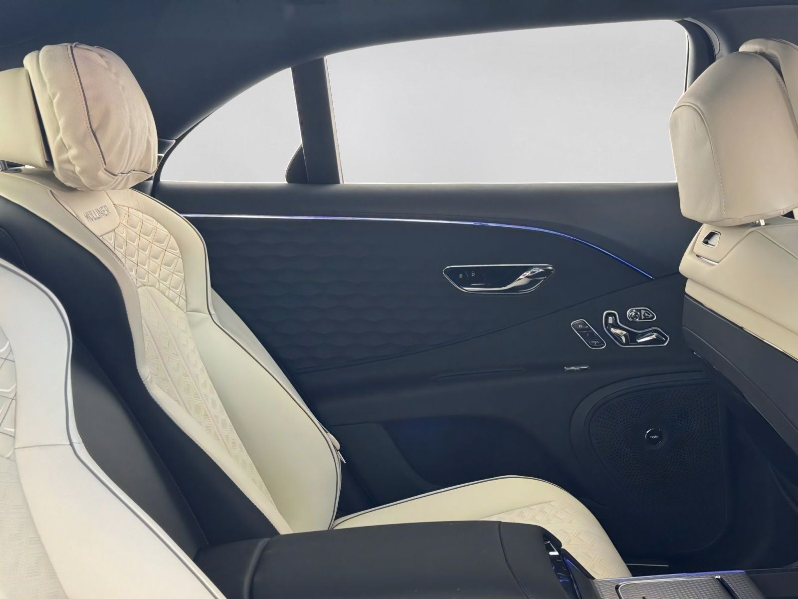 2026 Bentley Flying Spur Mulliner