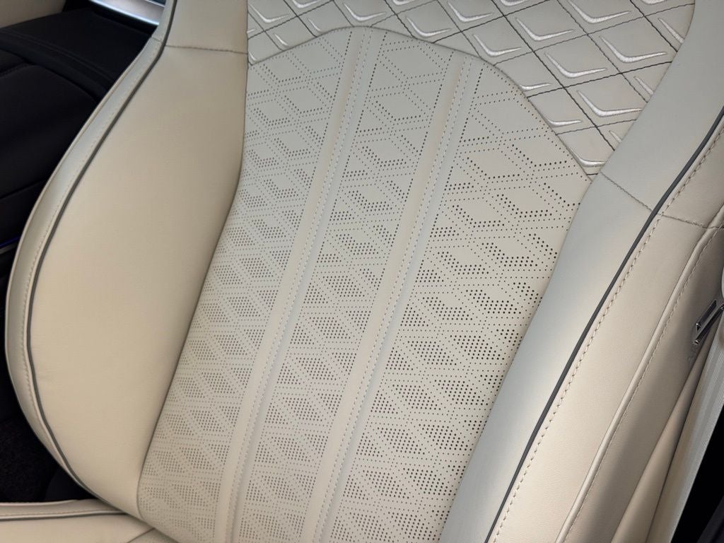 2026 Bentley Flying Spur Mulliner