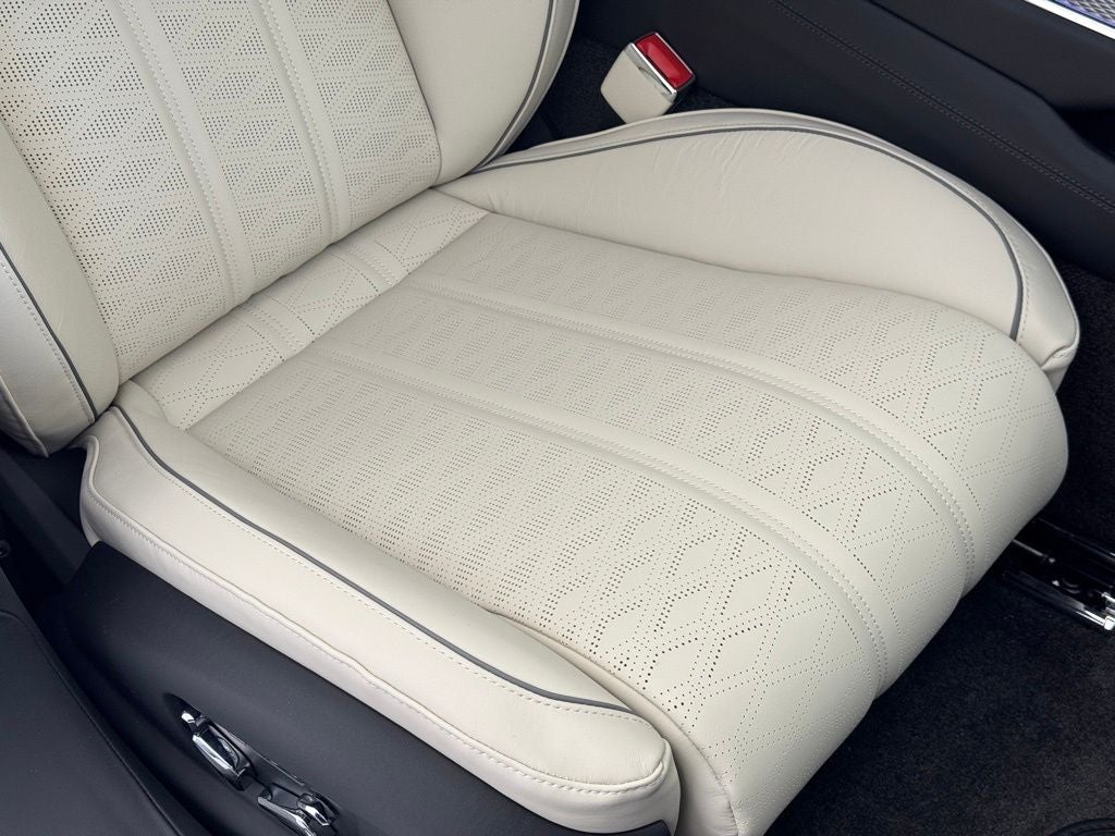 2026 Bentley Flying Spur Mulliner
