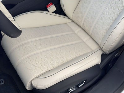 2026 Bentley Flying Spur Mulliner