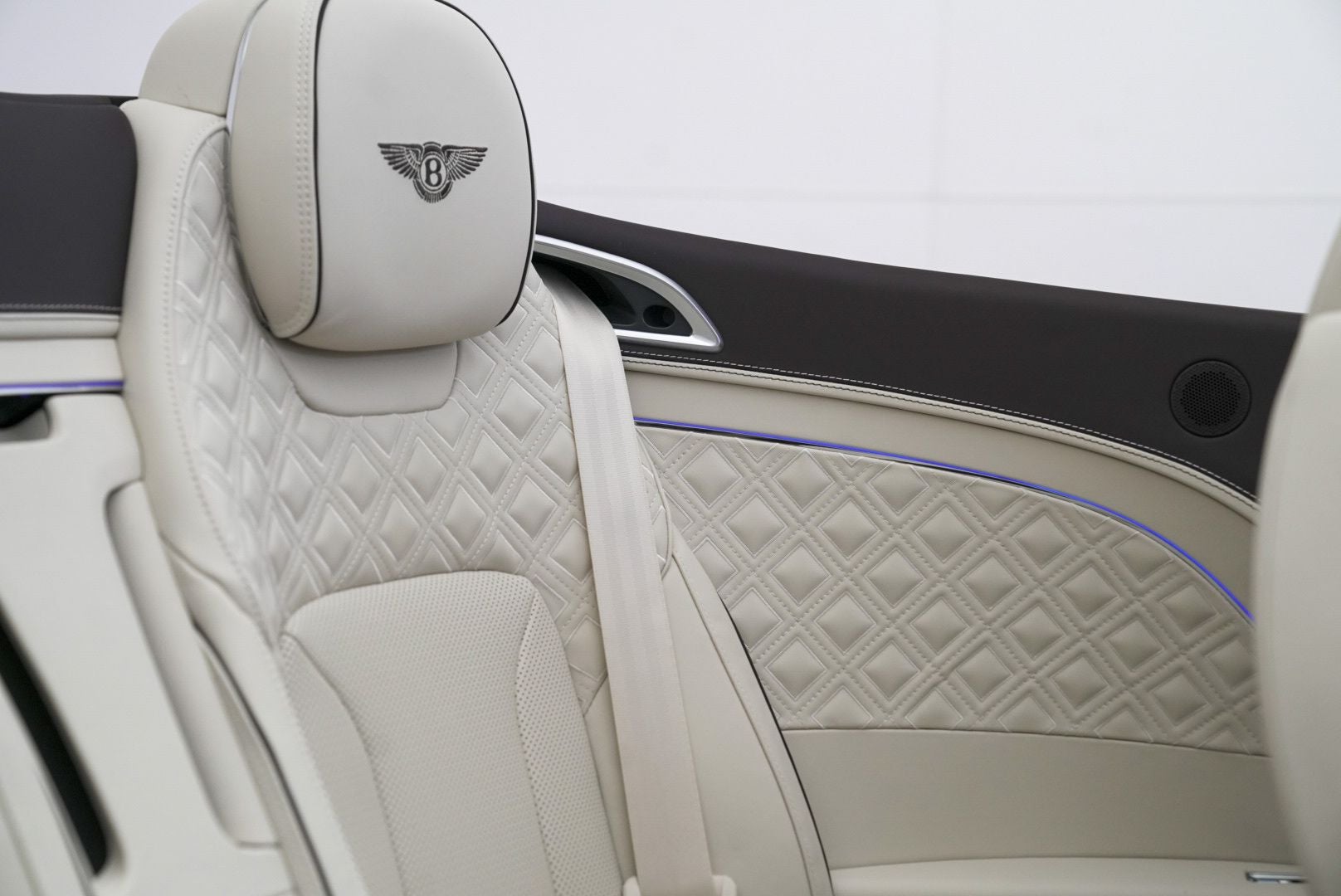 2023 Bentley Continental GT Azure