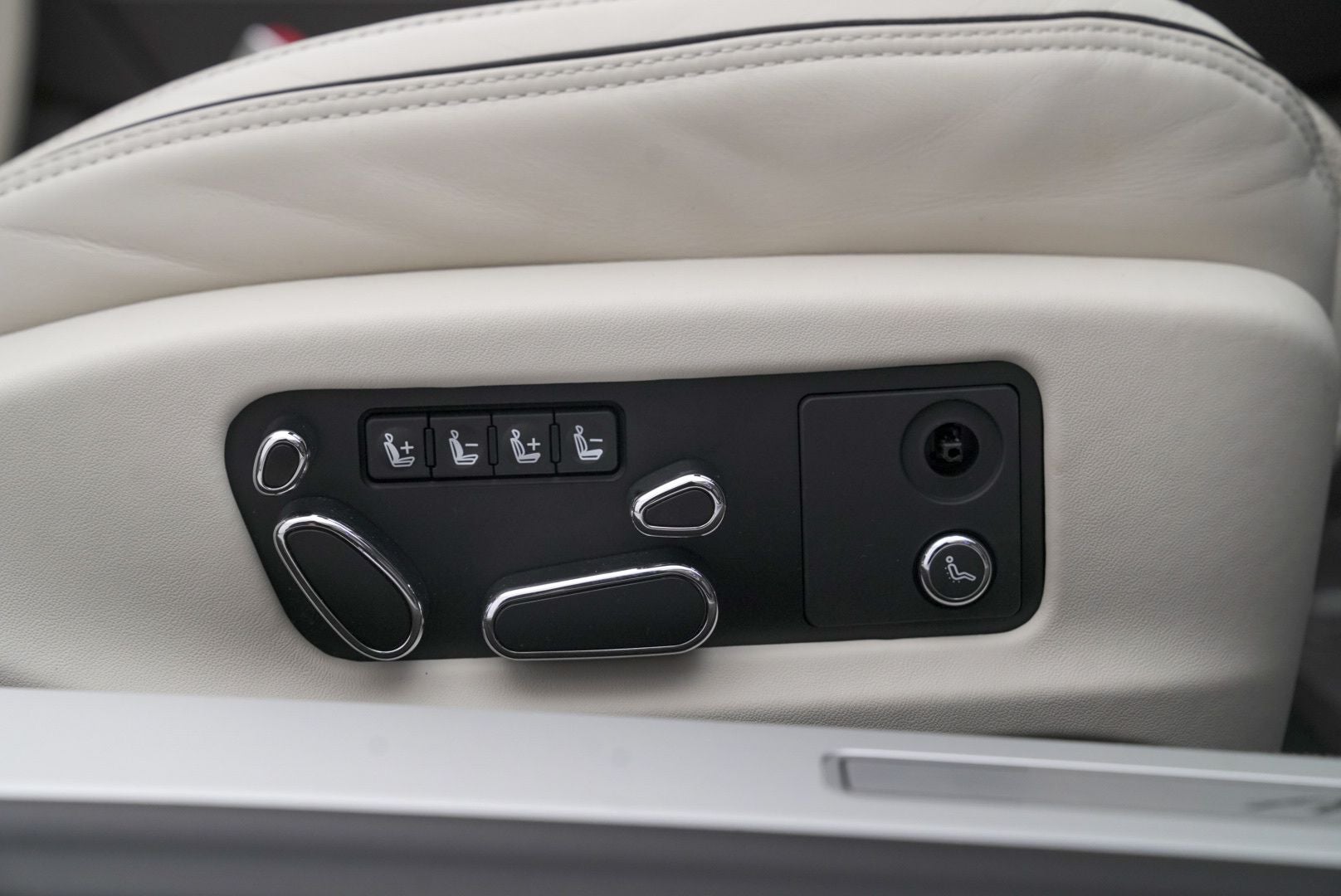 2023 Bentley Continental GT Azure