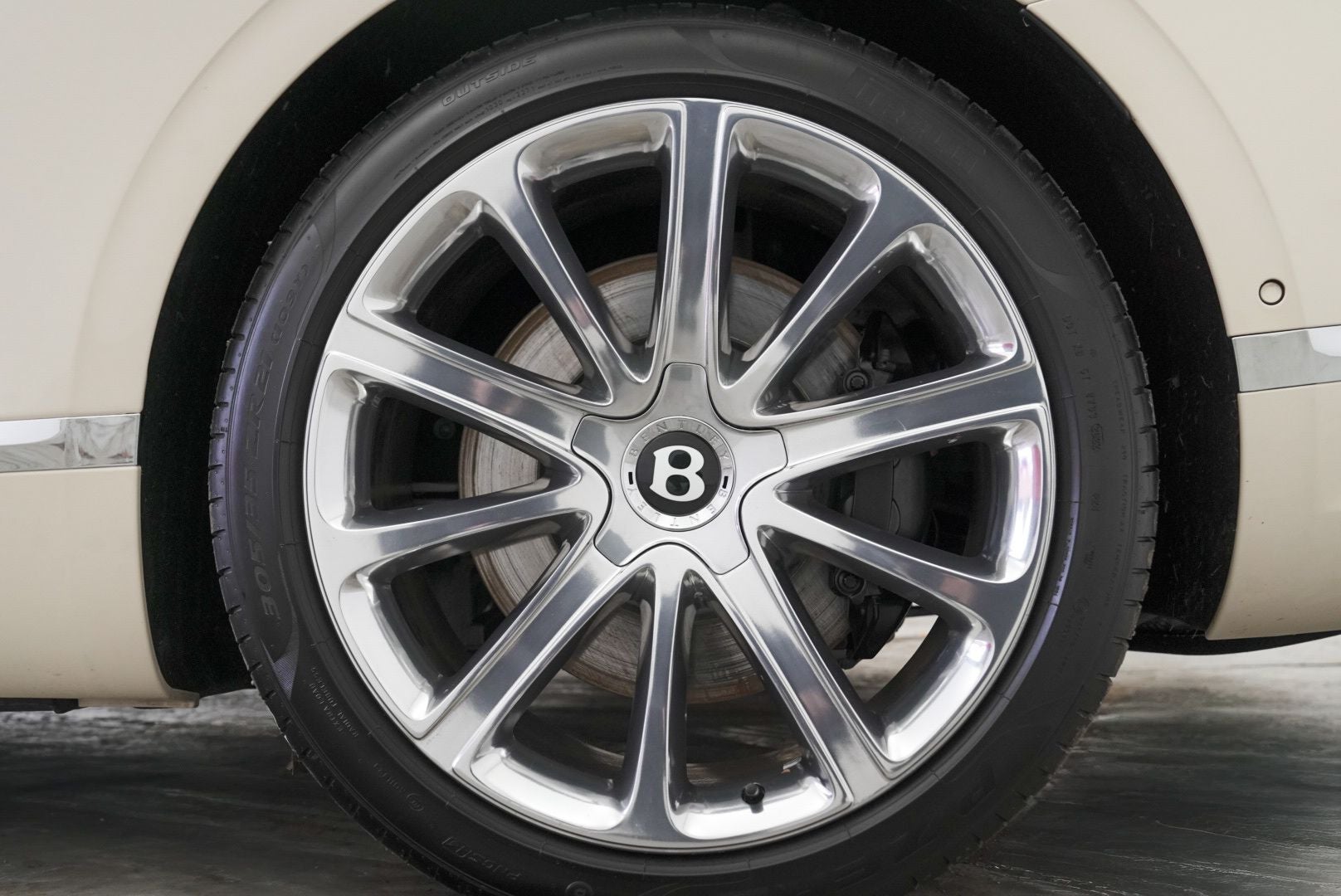 2023 Bentley Continental GT Azure