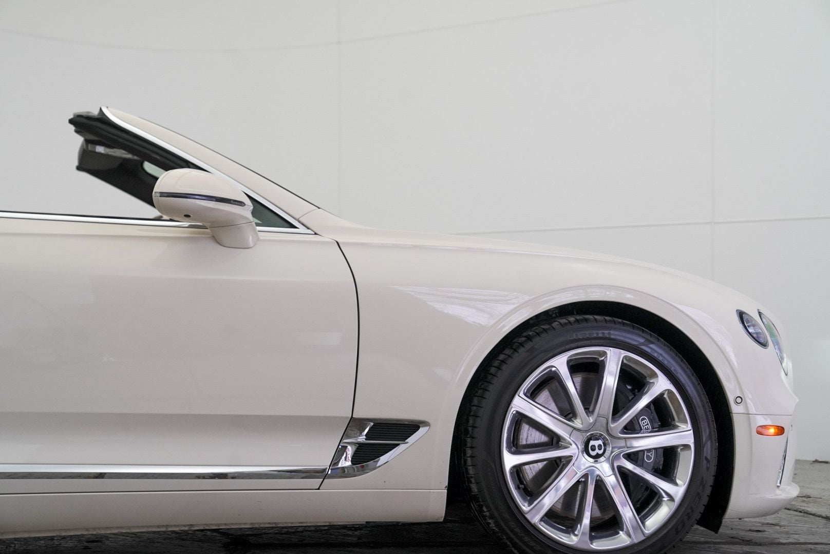 2023 Bentley Continental GT Azure