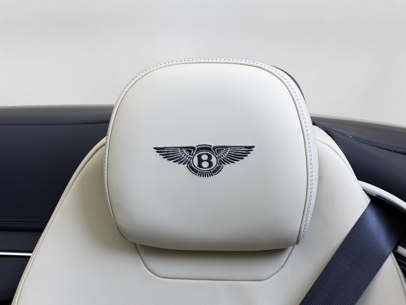 2024 Bentley Continental GT V8