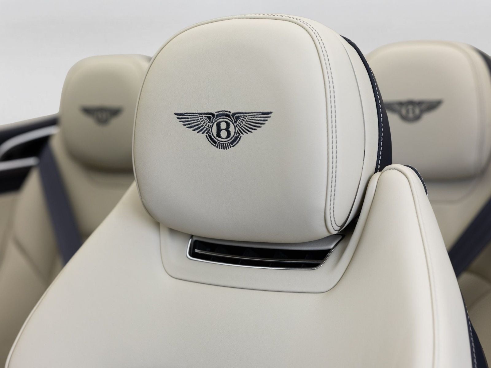 2024 Bentley Continental GT V8
