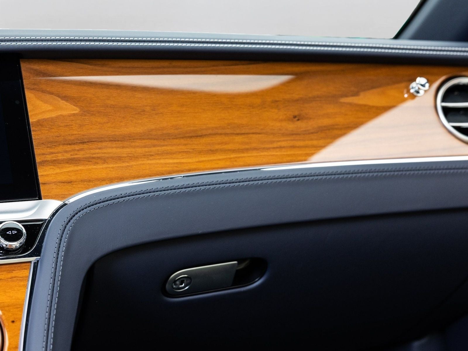 2024 Bentley Continental GT V8