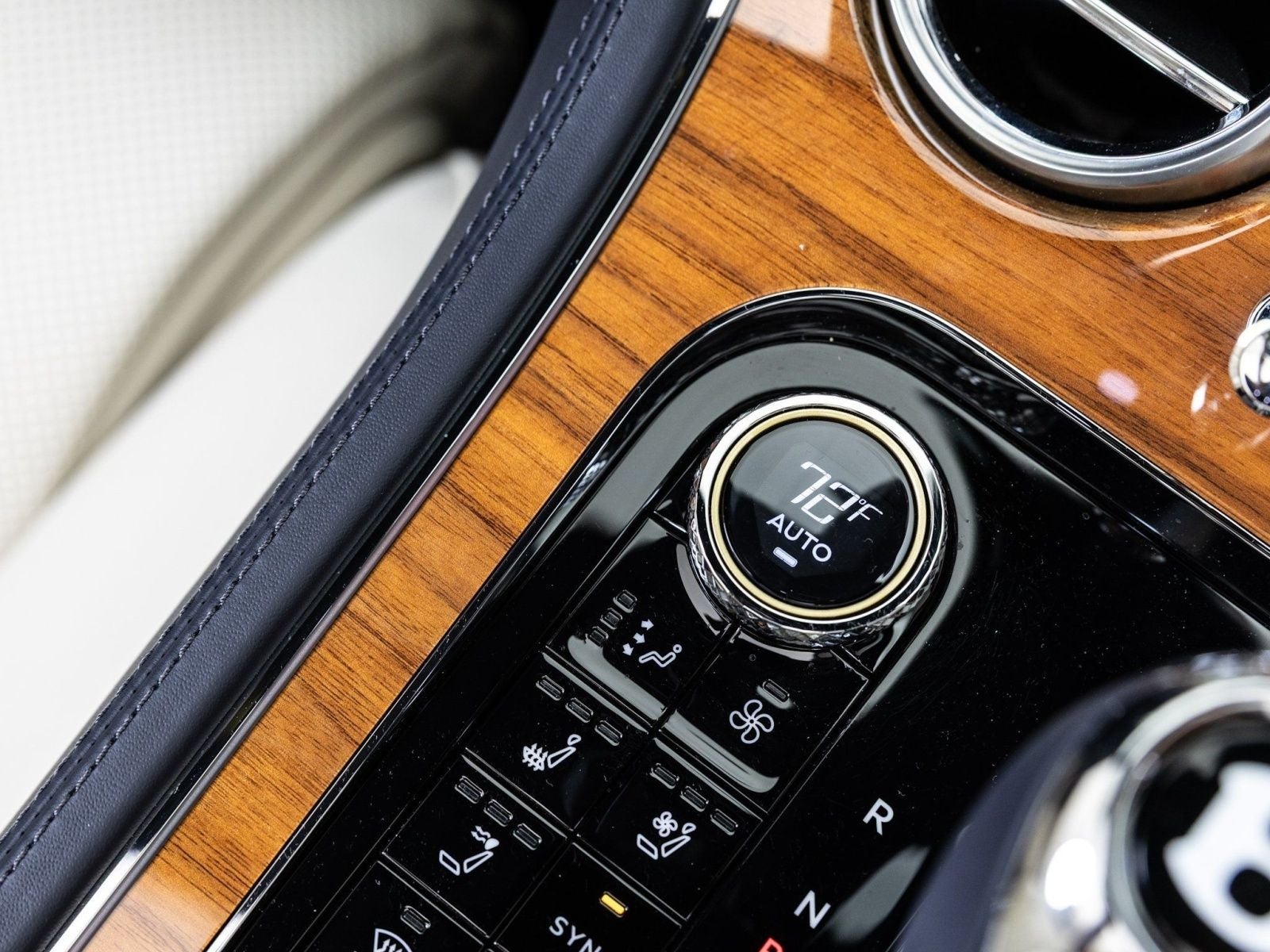2024 Bentley Continental GT V8