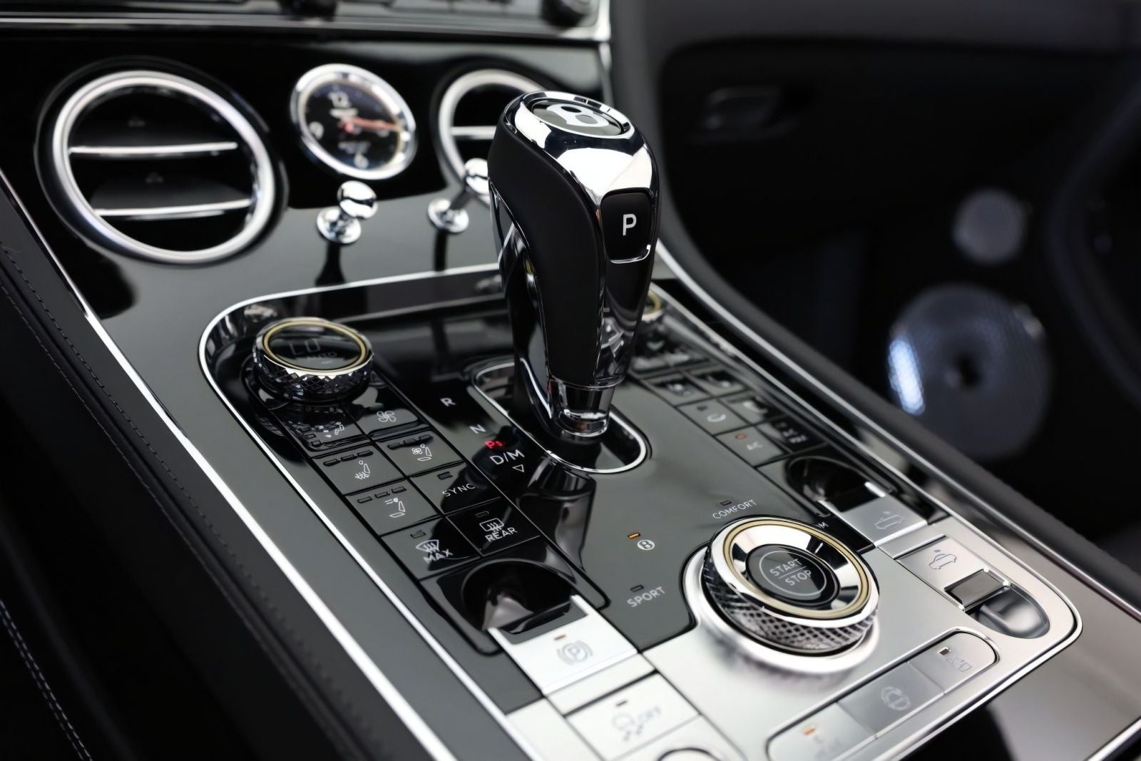 2025 Bentley Continental GTC Black Edition