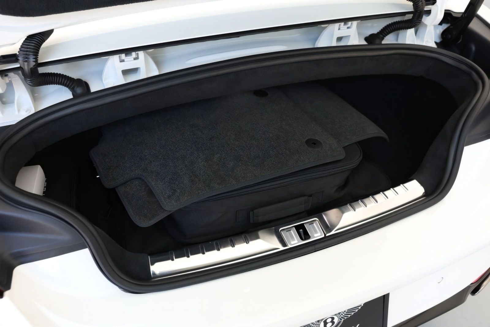 2025 Bentley Continental GTC Black Edition