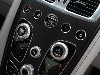 2016 Aston Martin Vanquish V12