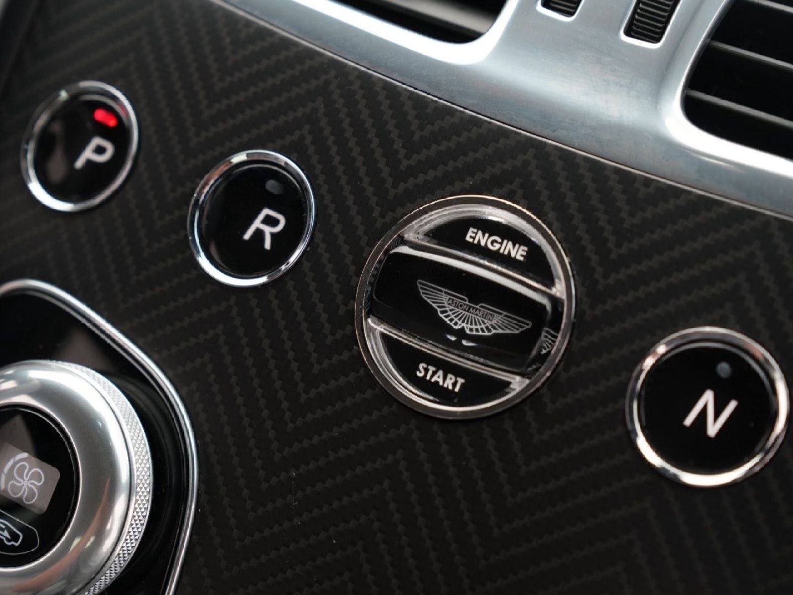 2016 Aston Martin Vanquish V12