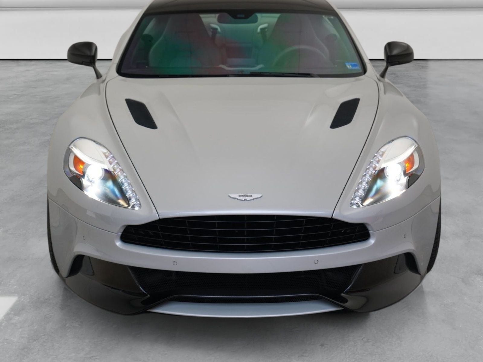 2016 Aston Martin Vanquish V12