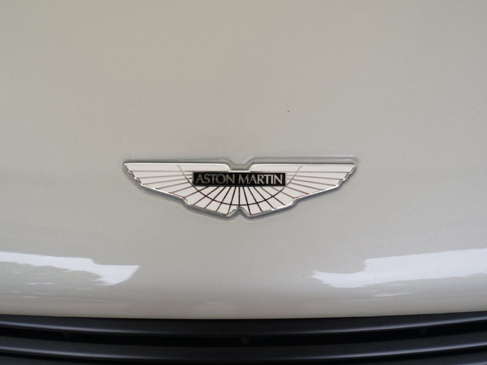 2016 Aston Martin Vanquish V12