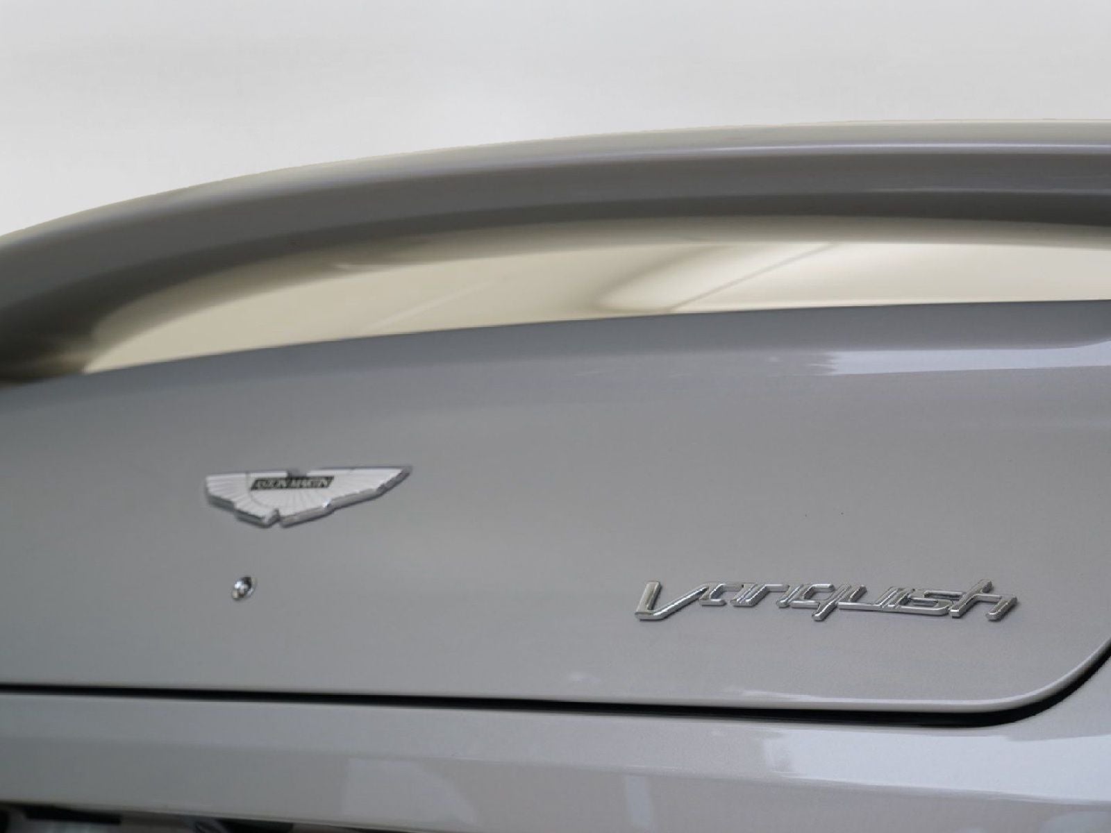 2016 Aston Martin Vanquish V12