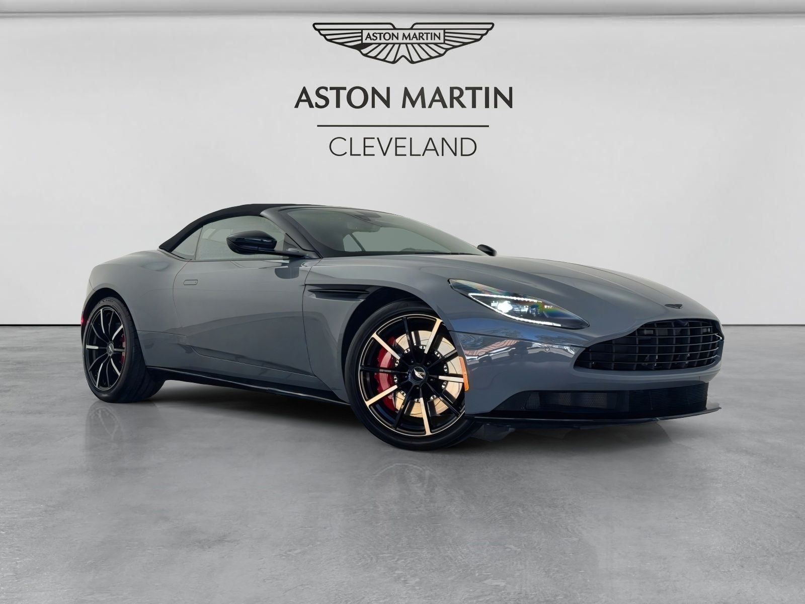 2023 Aston Martin DB11 Volante