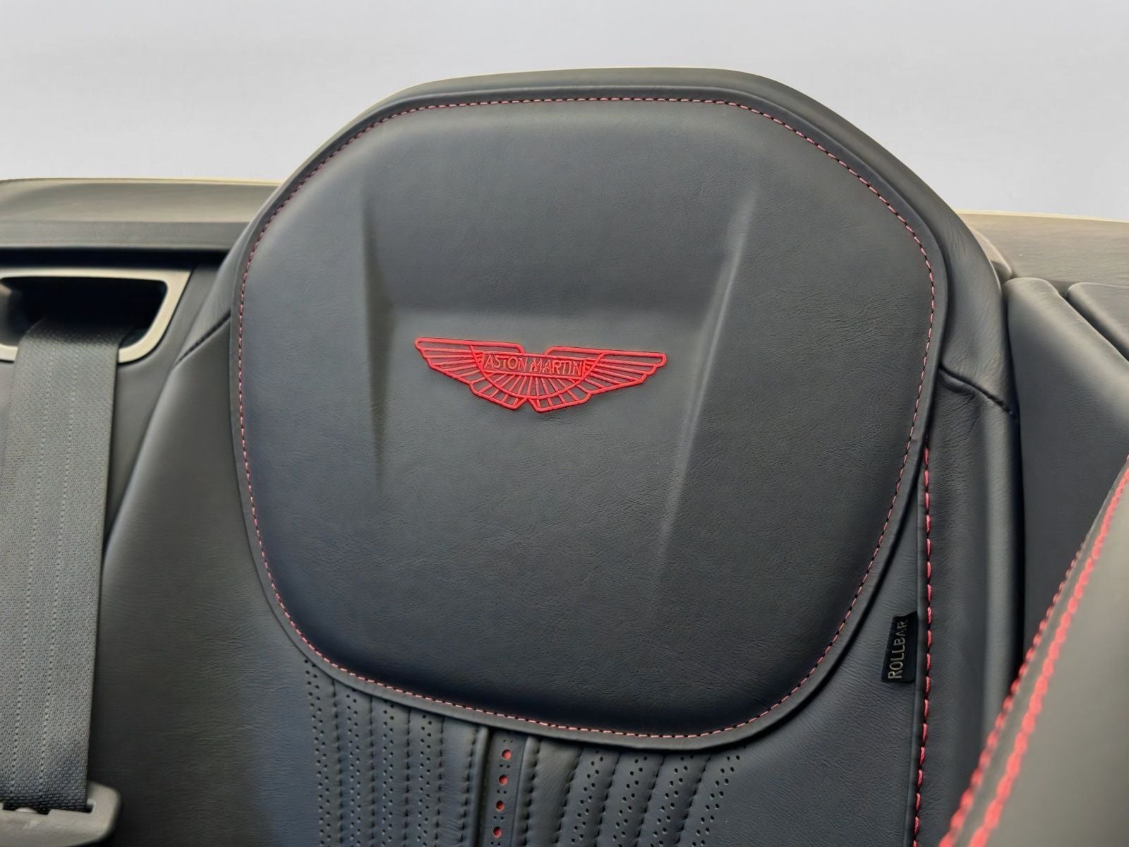 2023 Aston Martin DB11 Volante