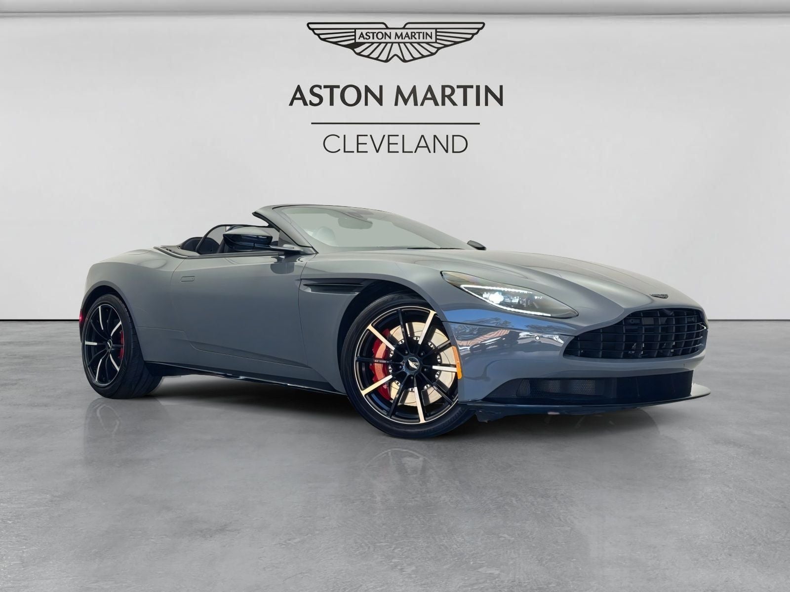 2023 Aston Martin DB11 Volante