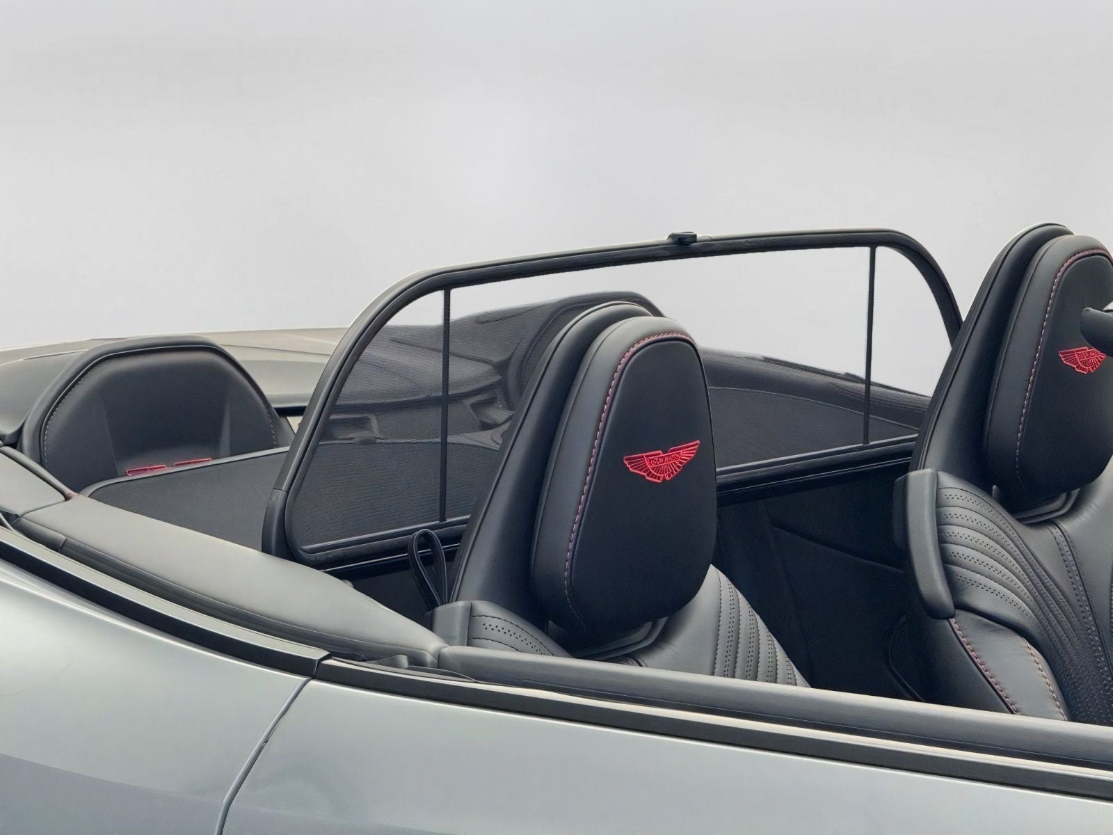 2023 Aston Martin DB11 Volante